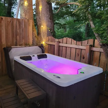 Le Container Mandavi - Jacuzzi Sous Les Chenes Loupes